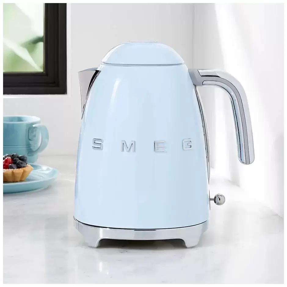 Чайник Smeg KLF03PBEU