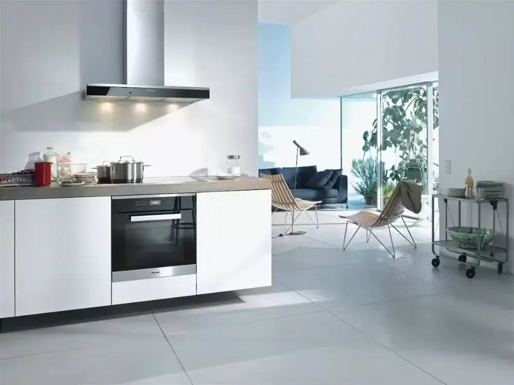 Вытяжка Miele DA 6698 W CLST